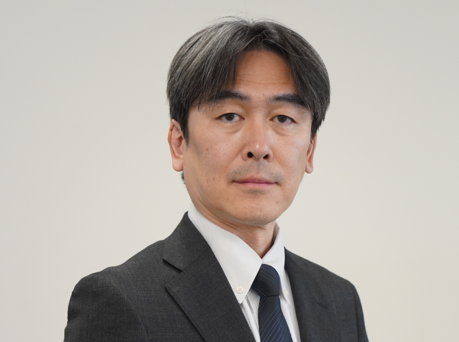 山根 弘